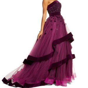 $558 MAC DUGGAL STRAPLESS TIERED BALLGOWN SIZE 18